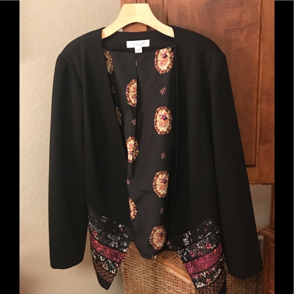Classy, Asian themed. Size L. Coldwater creek